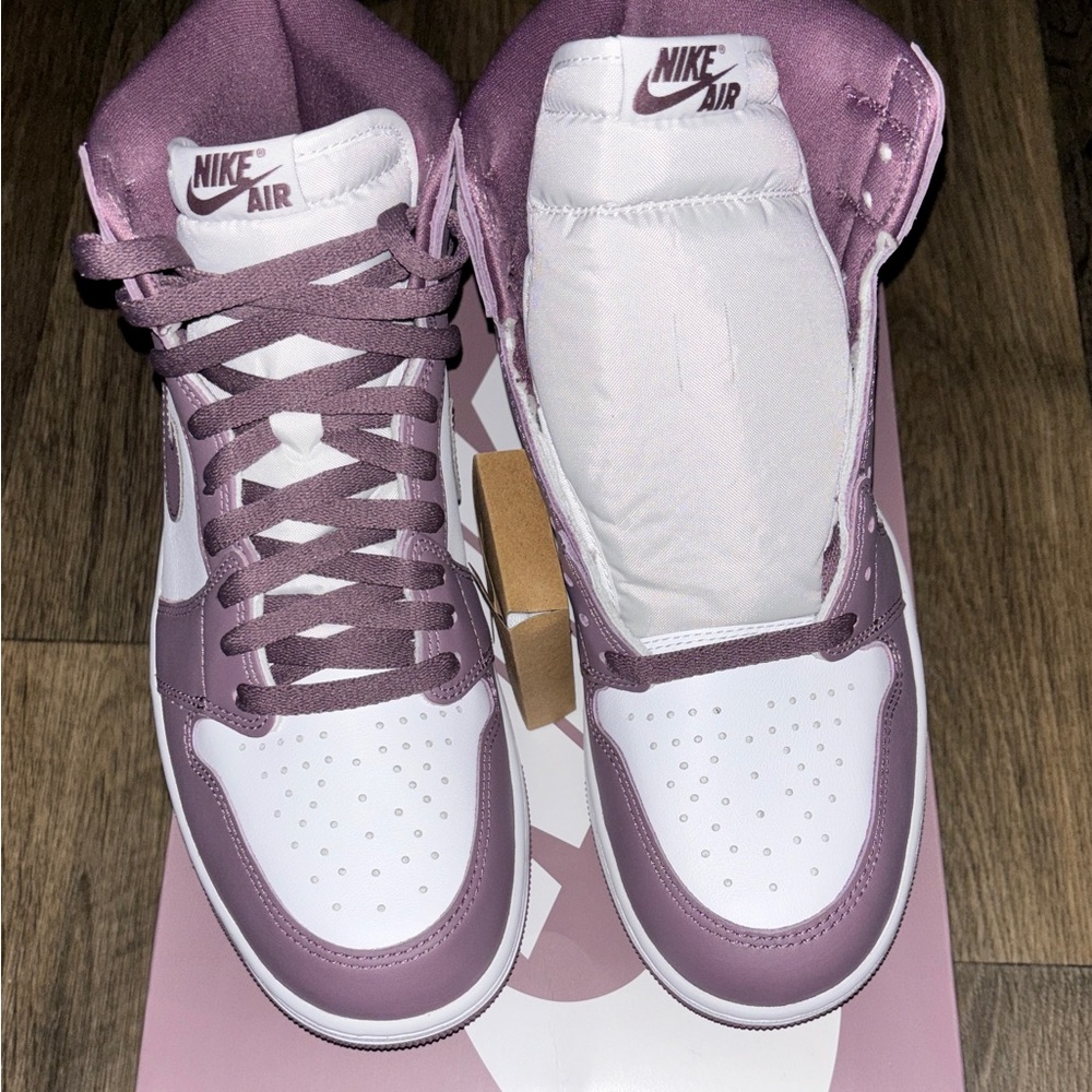 Size - 10.5 Air Jordan 1 Retro High OG White/Sky/Mauve DZ5485 105